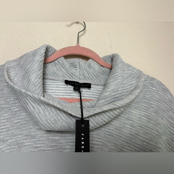 NWT Jane and Delancey Heather Gray Ribbed Knit Turtleneck Pullover Sweatshirt 1X - Picture 3 of 9